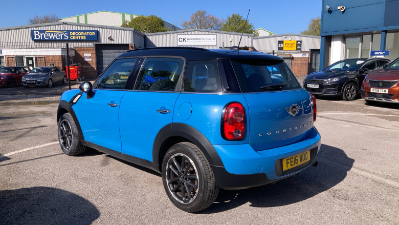 MINI Countryman 1.6 Cooper 5dr Petrol Hatchback